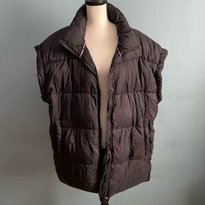 Free people,in a bubble black vest size extra large